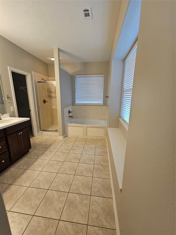 Building Photo - 6159 New Castle Ln