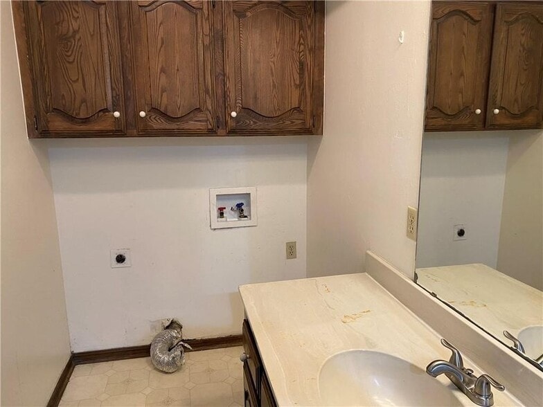 Washer Dryer included - 2111 NW 117th St