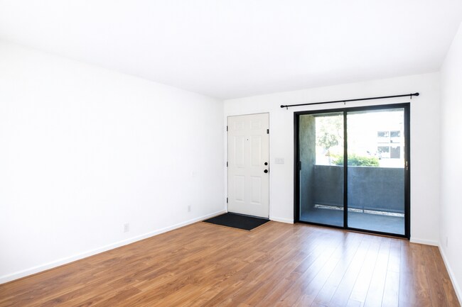 Building Photo - 1114 Nord Ave