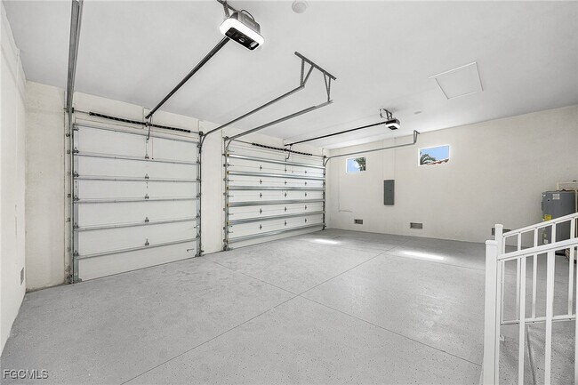 Building Photo - 3614 SE 17th Pl