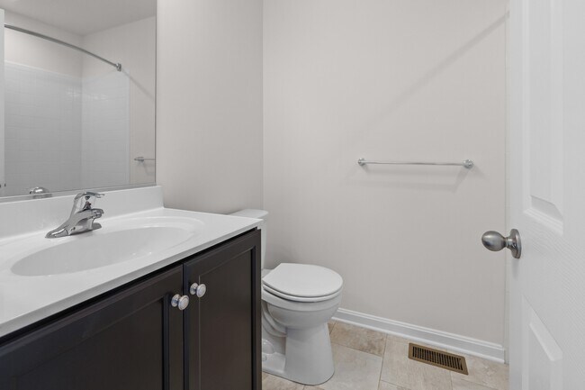 Building Photo - 377 Tumblers Wy