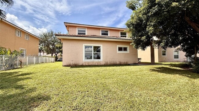 Building Photo - 13843 SW 31st St