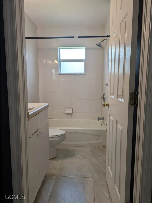 Building Photo - 2405 Mansfield Ave S