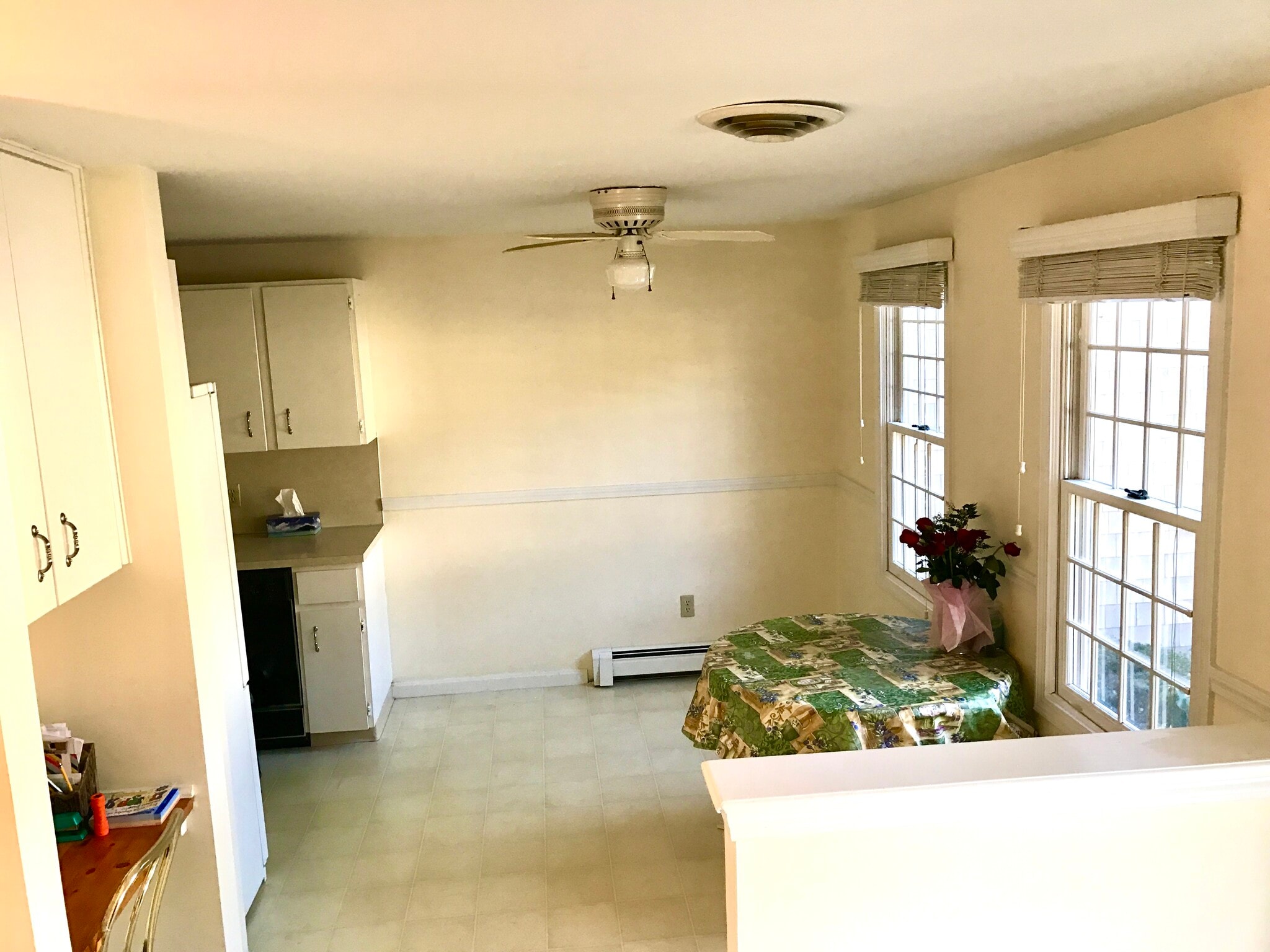 Building Photo - 522 Twin Lakes Dr