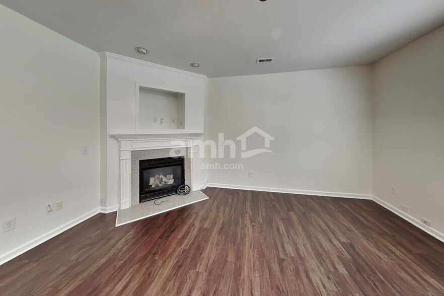Building Photo - 2905 Meherrin Ct