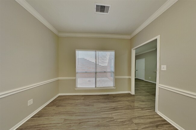 Building Photo - 2127 Jamara Ln