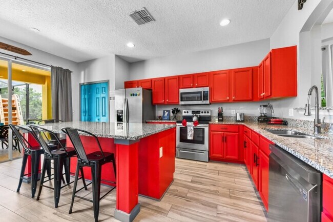Building Photo - 8401 Secret Key Cove