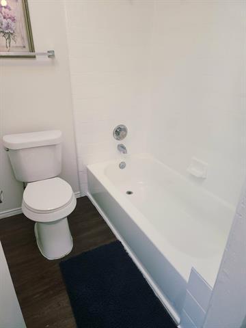 Building Photo - 1703 Leroy Rd