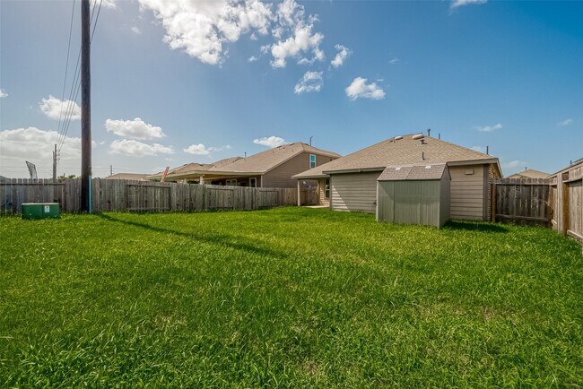 Building Photo - 25911 Rustical Rd