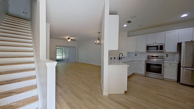 Building Photo - 12301 Kernan Forest Blvd
