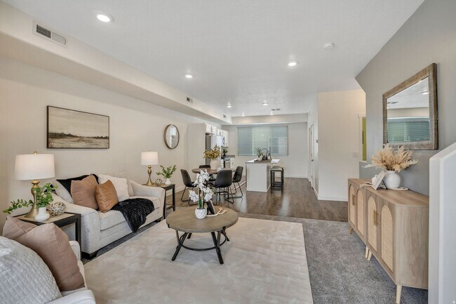 Building Photo - Charming 3 Bed Herriman Home Near Mountain View Village!!