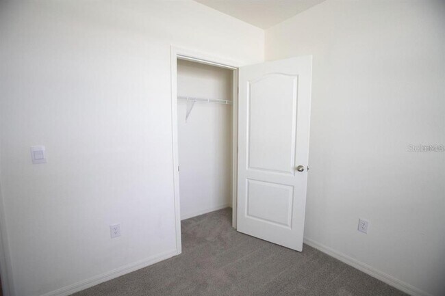 Building Photo - 5062 Foxglove Cir