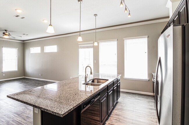 Building Photo - 3209 Youngs Meadow Ln