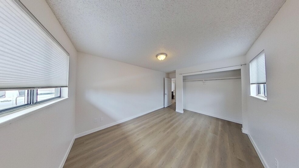 Building Photo - 2000 Pierce St