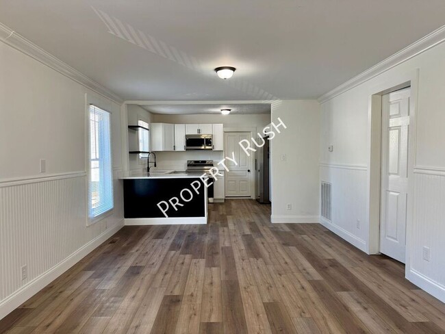 Building Photo - 4529 Balcomb St