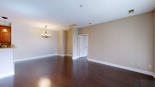 Building Photo - Lenox Village 2 Bedroom