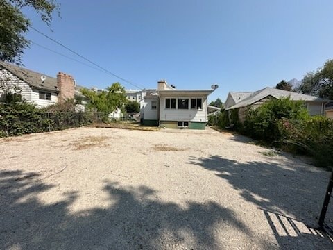 Building Photo - 654 E 500 N