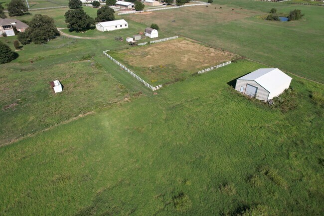 Building Photo - 5700 FM 424-