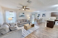 Building Photo - 6367 Enterprise Dr