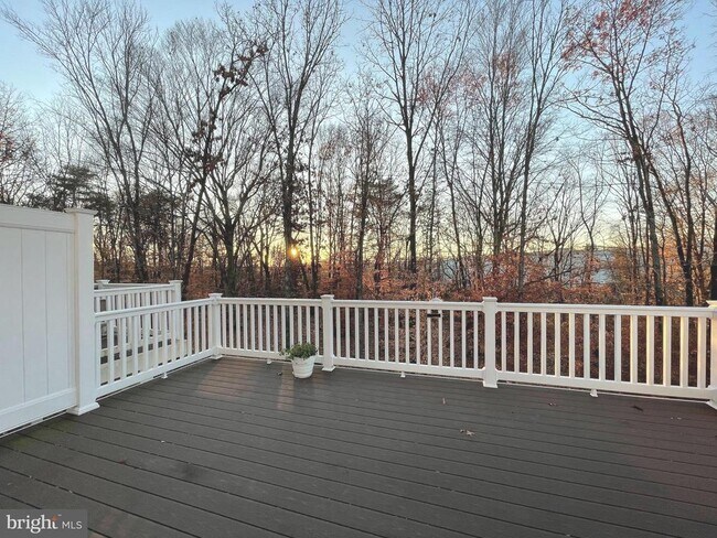 Building Photo - 3667 Duckhorn Way