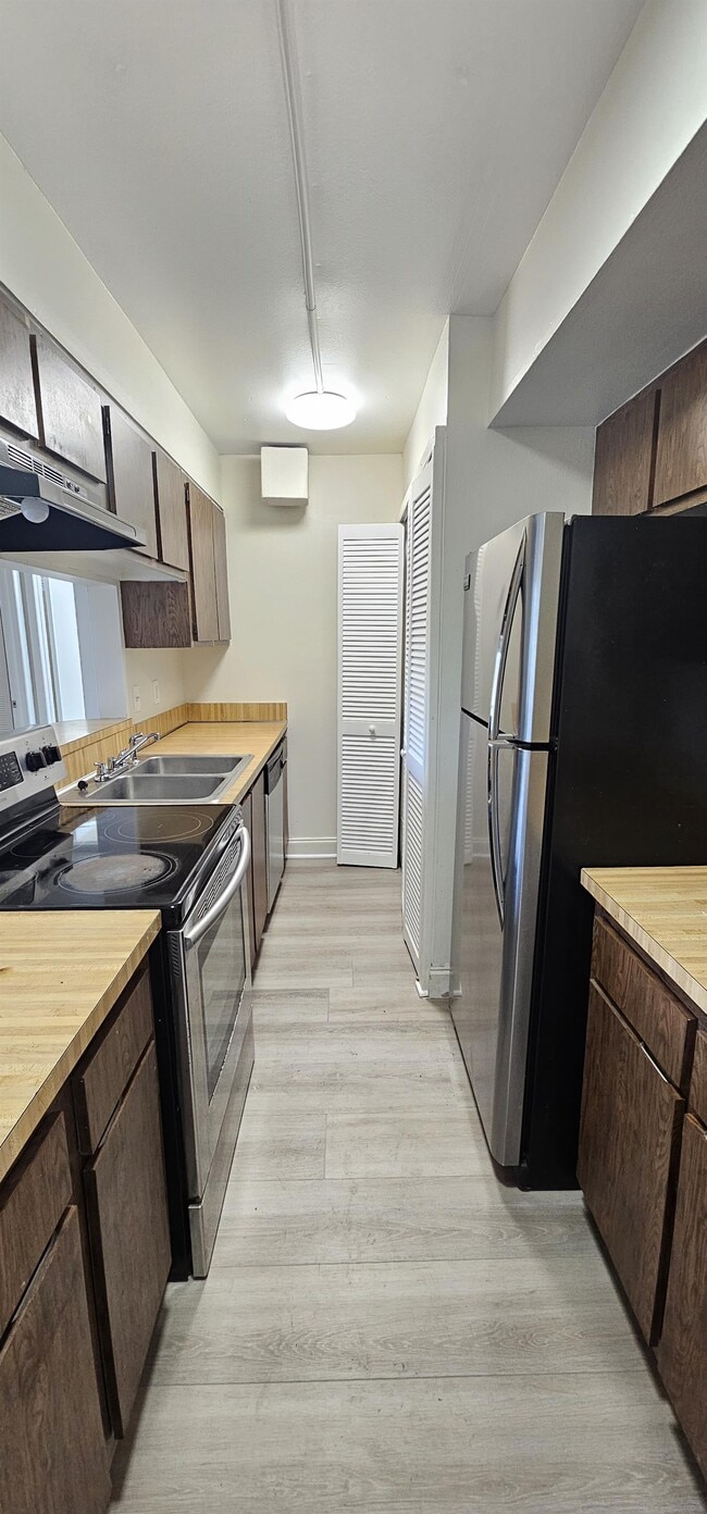 Building Photo - 4537 Treehouse Ln