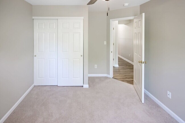 Building Photo - 48 Stonewall Creek Ct