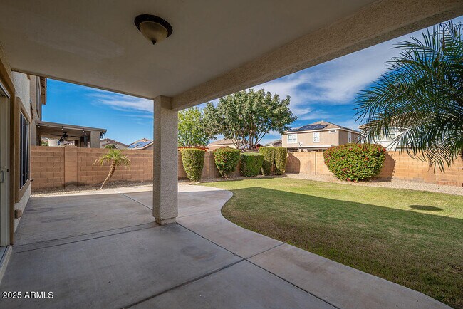 Building Photo - 18272 W Bridger St