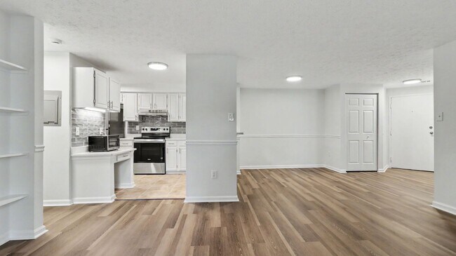 Building Photo - 12209 St Peter Ct