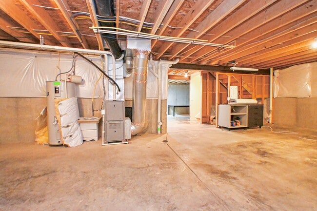 Building Photo - 8453 Forest Valley Dr