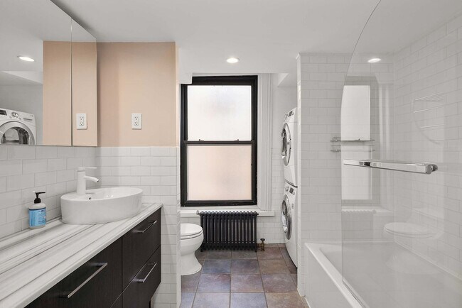 Building Photo - 179 Sullivan St