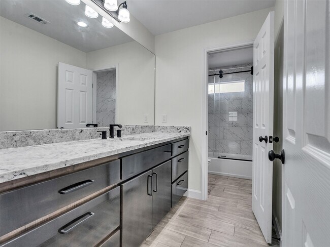 Building Photo - 4835 County Rd 380