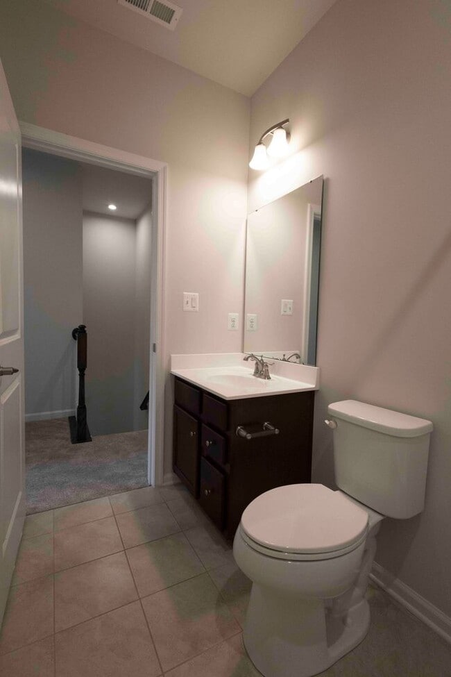 Building Photo - Charming 3 Bedroom/2.5 Bathroom in Bel Air, MD!