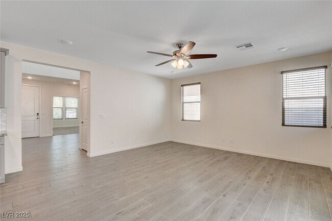 Building Photo - 532 Founders Creek Ave