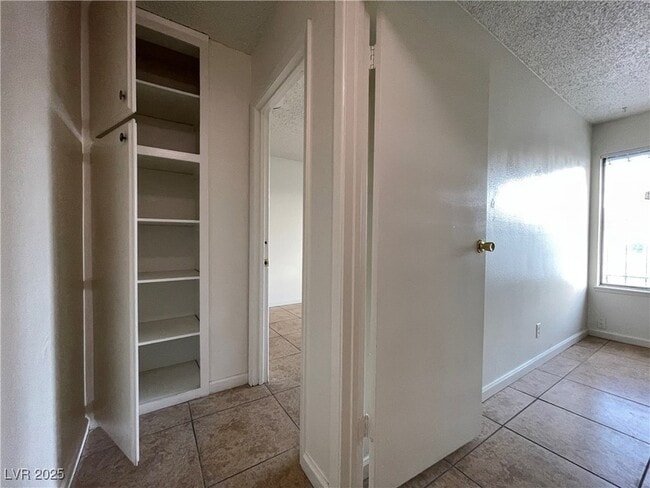 Building Photo - 4007 Danford Pl