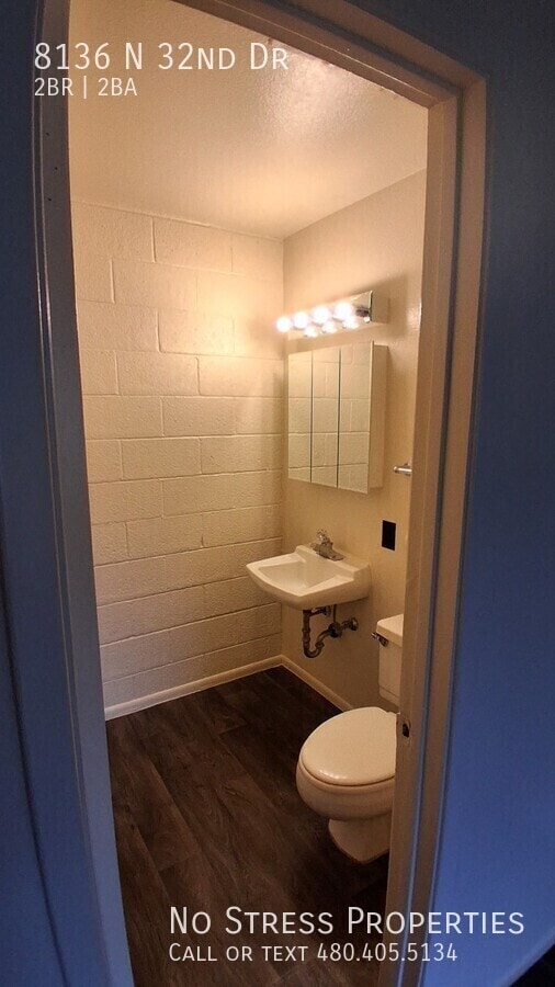 Building Photo - 8136 N 32nd Dr