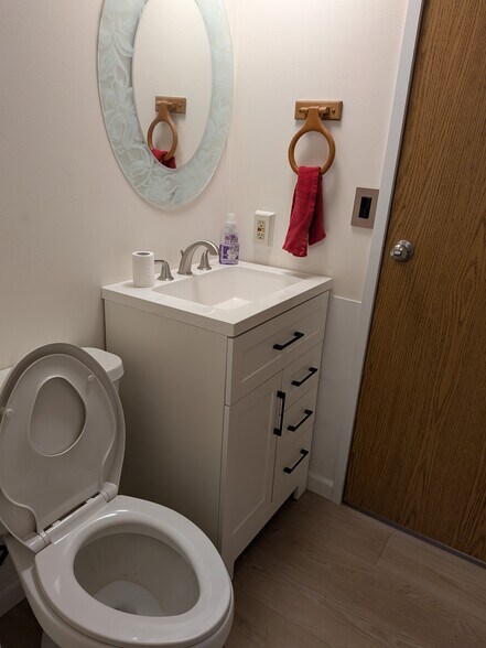 Building Photo - 6010 Knoble Rd E