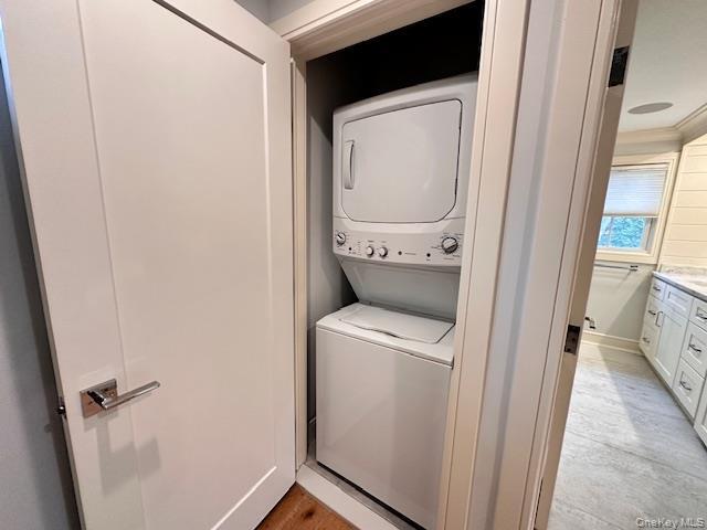 Building Photo - 414 Thompson St