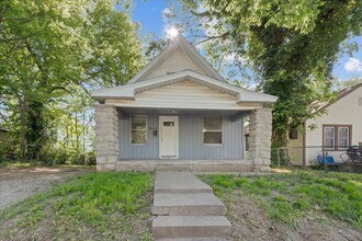 Building Photo - 3 bedroom house for rent