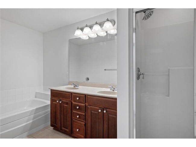 Building Photo - 2102 Cedar Grove Trail