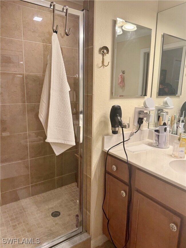 Building Photo - 9723 Acqua Ct