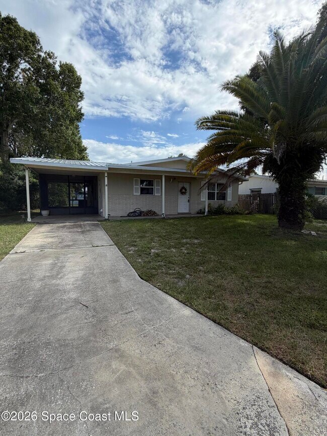 Building Photo - 2559 Locksley Rd