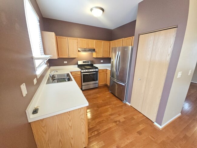 Building Photo - 466 Littleton Trail