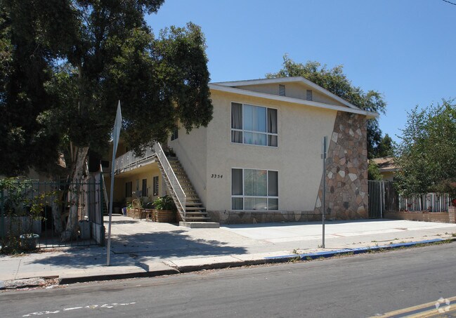 Primary Photo - 3354 32nd St