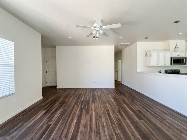 Building Photo - 29 Palms Home with Solar