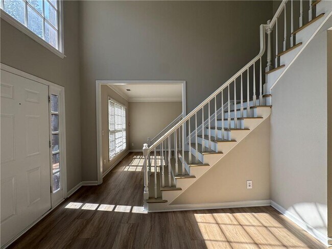 Building Photo - 7280 Devonhall Way