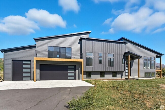 Building Photo - 5866 N Fork Rd