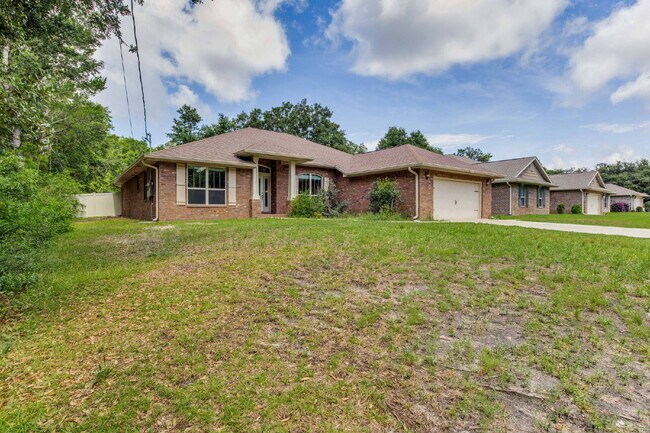 Building Photo - Spacious 4-Bedroom / 3 Bathroom + Office c...