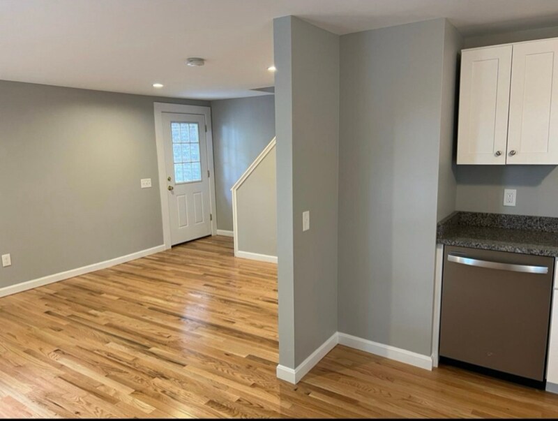 Building Photo - 72-74 3rd St