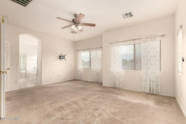 Building Photo - 18838 E Lark Dr