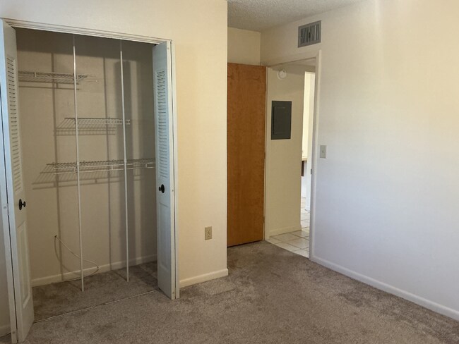 Building Photo - 1112 South Blvd